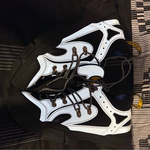 Gucci Boot Sneaker - Picture 4 of 7